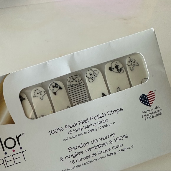 Color Street Nail Polish Strips Friends Furever - Picture 2 of 3